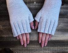 Load image into Gallery viewer, Misty Skies Fingerless Gloves - thewillowheartist
